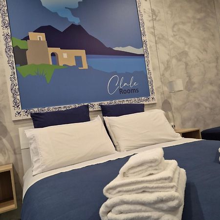Clale Rooms Неаполь Екстер'єр фото