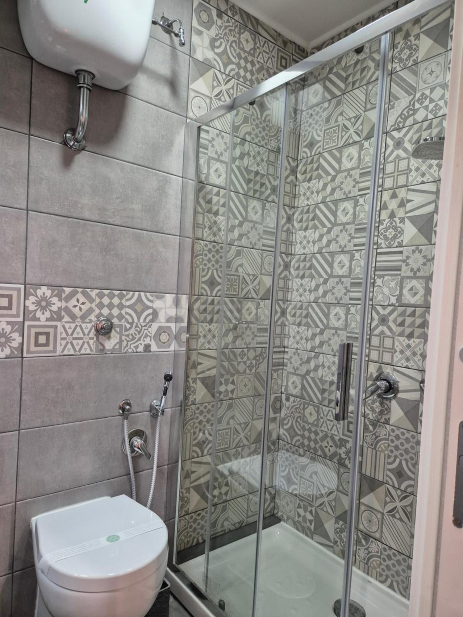 Clale Rooms Неаполь Екстер'єр фото